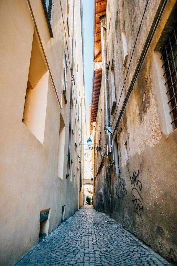 Casa Romeo Apartment Cuneo Bagian luar foto