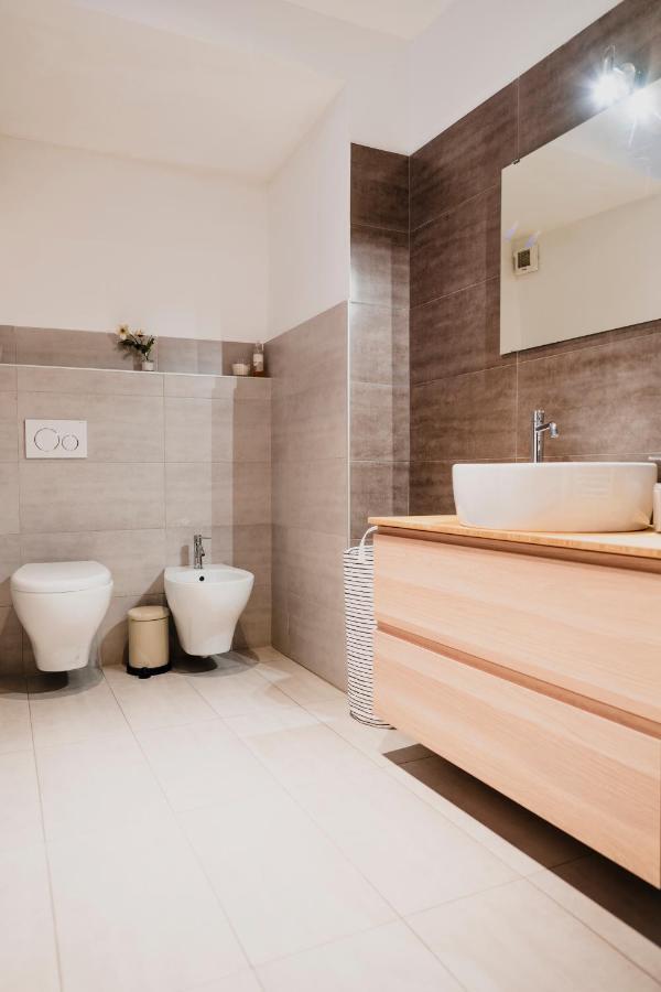 Casa Romeo Apartment Cuneo Bagian luar foto